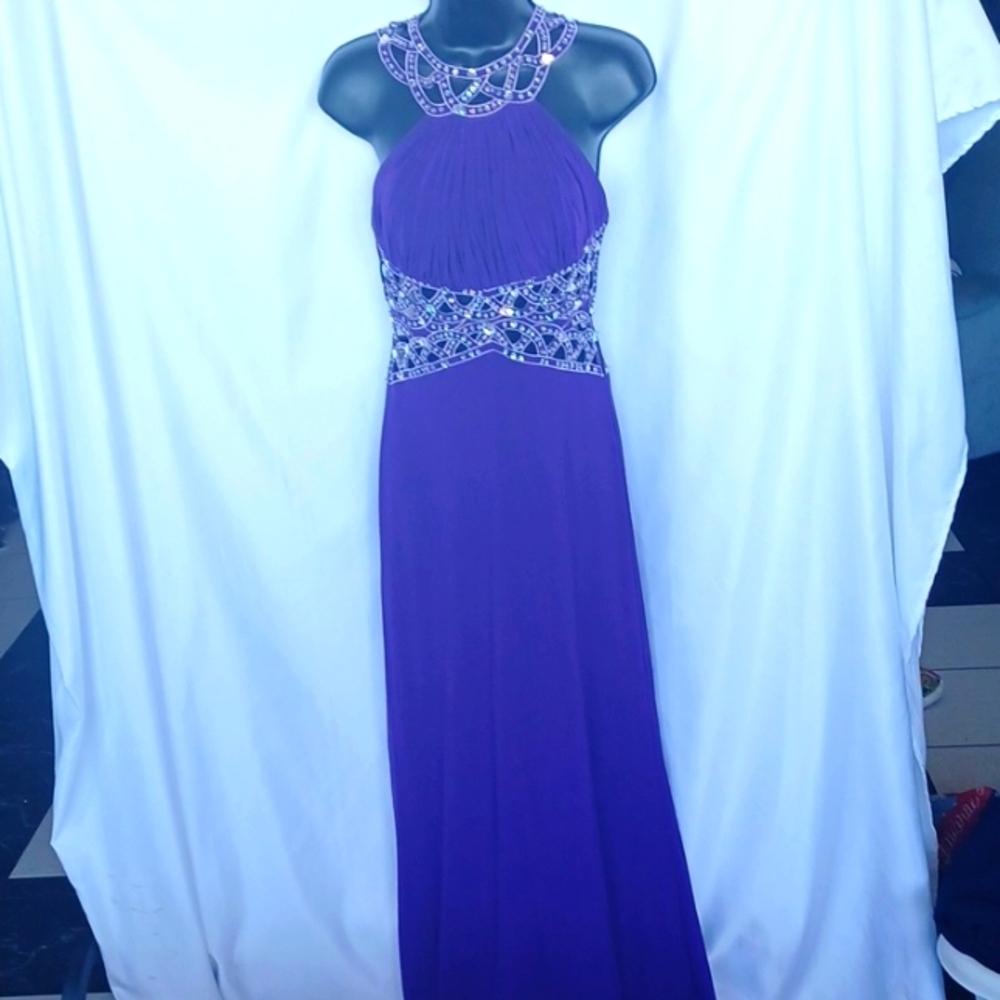 Morgan & Co Purple sequin beaded evening long gown Sz 1/2
